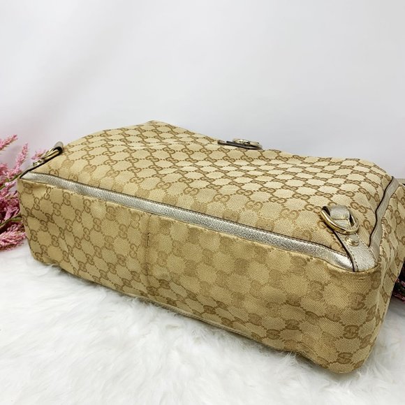 Gucci Beige and Gold Signature Tote - Picture 5 of 11